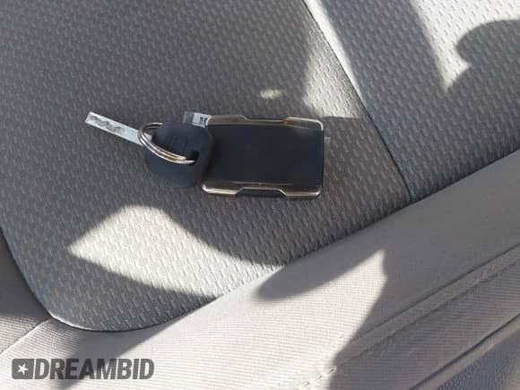 2018 Chevrolet Colorado 4WD Work Truck z VIN 1GCGTBEN8J1141920, wystawiony jako IAAI lot #43080248 z przebiegiem 86 682 mil mil oraz . Historia ofert i sprzedaży dostępna na DreamBid. Obrazek 11.