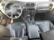 2003 Chevrolet TrailBlazer LT с VIN 1GNDT13S732411343, выставлен на аукционе Copart как лот 67565605 с пробегом 273 779 миль миль и Списание • Salvage title. История ставок и продаж доступна на DreamBid. Изображение 8.