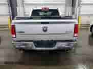 2017 Ram 1500 Outdoorsman z VIN 1C6RR7TTXHS694814, wystawiony jako Copart lot #66405435 z przebiegiem 130 954 mil mil oraz Szkoda całkowita • Salvage title. Historia ofert i sprzedaży dostępna na DreamBid. Obrazek 6.