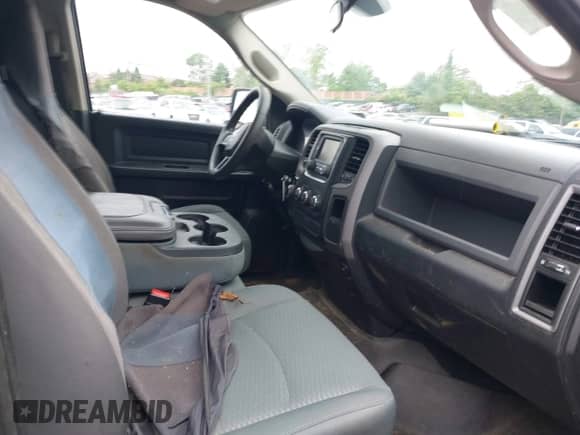 2018 Ram 1500 Tradesman с VIN 1C6RR7FT5JS320998, выставлен на аукционе IAAI как лот 42262904 с пробегом 257 480 миль миль и . История ставок и продаж доступна на DreamBid. Изображение 5.