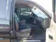 2007 Chevrolet Tahoe LT z VIN 1GNFC13047R321281, wystawiony jako IAAI lot #43143487 z przebiegiem 139 878 mil mil oraz . Historia ofert i sprzedaży dostępna na DreamBid. Obrazek 5.