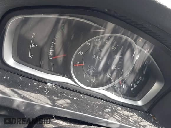 2017 Volvo S60 Dynamic с VIN YV126MFL0H2435319, выставлен на аукционе IAAI как лот 42604929 с пробегом 36 174 миль миль и . История ставок и продаж доступна на DreamBid. Изображение 7.