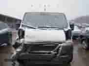 2022 Ram ProMaster Cargo z VIN 3C6LRVDG4NE122244, wystawiony jako IAAI lot #40880736 z przebiegiem 80 522 mil mil oraz . Historia ofert i sprzedaży dostępna na DreamBid. Obrazek 12.