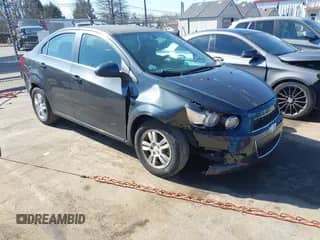 2014 Chevrolet Sonic LT с VIN 1G1JD5SB6E4221664, выставлен на аукционе IAAI как лот 41503794 с пробегом 123 711 миль миль и . История ставок и продаж доступна на DreamBid. Изображение 1.