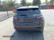 2019 Jeep Compass Altitude z VIN 3C4NJCBB5KT726882, wystawiony jako IAAI lot #42662008 z przebiegiem 100 634 mil mil oraz . Historia ofert i sprzedaży dostępna na DreamBid. Obrazek 17.