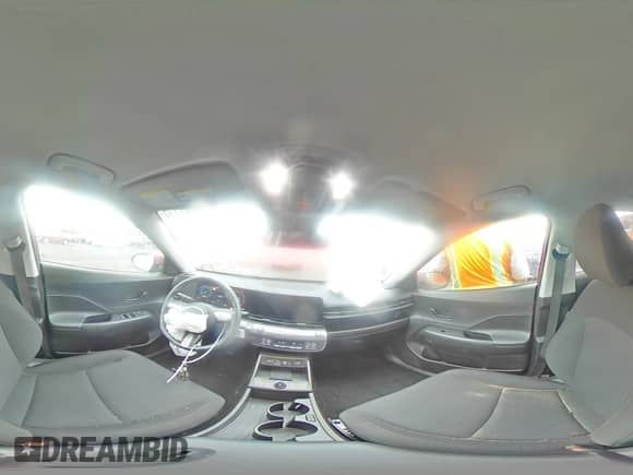 2024 Hyundai Kona SEL с VIN KM8HCCAB2RU164010, выставлен на аукционе Copart как лот 87077115 с пробегом 6 466 миль миль и Списание • Salvage title. История ставок и продаж доступна на DreamBid. Изображение 15.