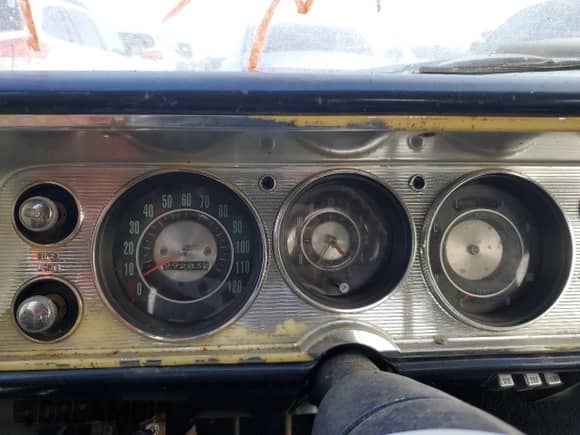 1964 Chevrolet Malibu с VIN 45567K198832, выставлен на аукционе Copart как лот 76359794 с пробегом 99 283 миль миль и Списание • Salvage title. История ставок и продаж доступна на DreamBid. Изображение 9.