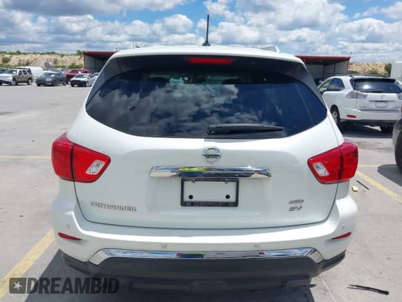 2017 Nissan Pathfinder SL с VIN 5N1DR2MM9HC622361, выставлен на аукционе IAAI как лот 42238045 с пробегом 111 607 миль миль и . История ставок и продаж доступна на DreamBid. Изображение 17.