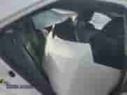 2013 Toyota Camry SE z VIN 4T1BF1FK8DU673053, wystawiony jako Copart lot #84384115 z przebiegiem Nie podano mil oraz Nie do naprawy • Non repairable. Historia ofert i sprzedaży dostępna na DreamBid. Obrazek 10.