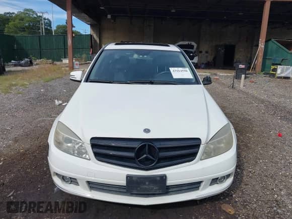 2010 Mercedes-Benz C 300 Sport with VIN WDDGF8BB5AF362971, listed as a IAAI auction lot 43164598 with 134,628 mi miles and . Bid and sale history available at DreamBid. Image 13.