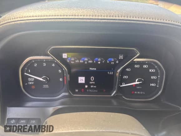 2020 GMC Sierra 1500 Denali with VIN 1GTU9FEL8LZ122635, listed as a Copart auction lot 70371175 with 97,822 mi miles and Salvage title. Bid and sale history available at DreamBid. Image 8.