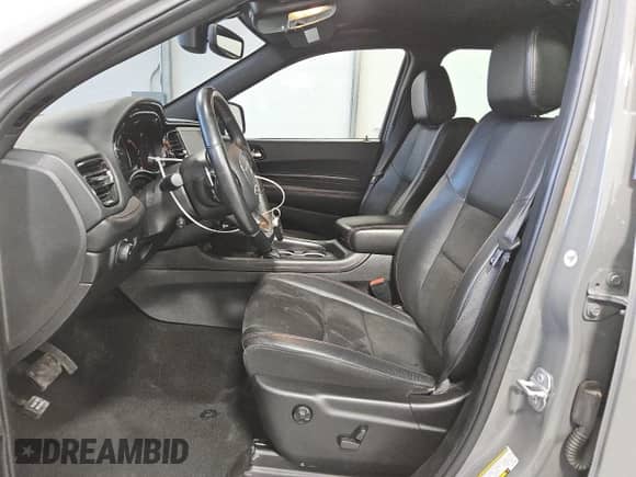 2022 Dodge Durango R/T Plus z VIN 1C4SDJCT6NC223545, wystawiony jako Copart lot #84210335 z przebiegiem 50 847 mil mil oraz Czysty tytuł • Clean title. Historia ofert i sprzedaży dostępna na DreamBid. Obrazek 7.