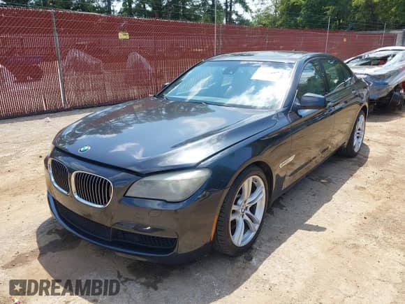 2011 BMW 7 Series 750i с VIN WBAKA8C58BCY37251, выставлен на аукционе IAAI как лот 42987262 с пробегом 56 026 миль миль и . История ставок и продаж доступна на DreamBid. Изображение 16.
