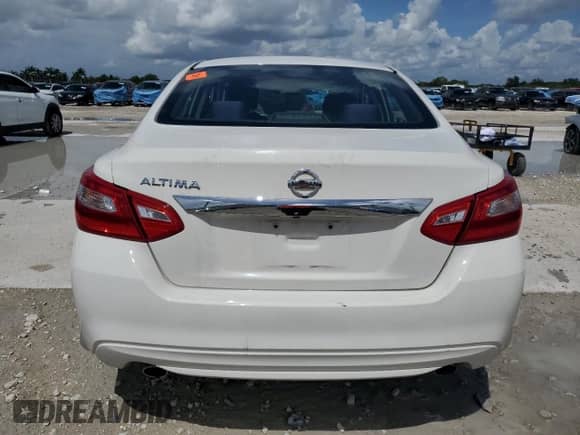 2016 Nissan Altima S z VIN 1N4AL3AP5GC239115, wystawiony jako Copart lot #68042745 z przebiegiem Nie podano mil oraz Szkoda całkowita • Salvage title. Historia ofert i sprzedaży dostępna na DreamBid. Obrazek 6.