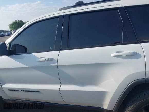 2019 Jeep Grand Cherokee Altitude with VIN 1C4RJFAG6KC538075, listed as a IAAI auction lot 42092206 with 138,198 mi miles and . Bid and sale history available at DreamBid. Image 14.
