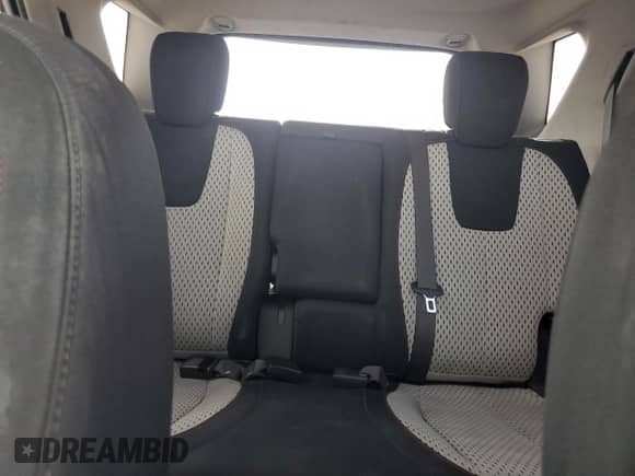 2015 Chevrolet Equinox LT с VIN 2GNFLFE3XF6304550, выставлен на аукционе Copart как лот 71108705 с пробегом 84 085 миль миль и Списание • Salvage title. История ставок и продаж доступна на DreamBid. Изображение 10.