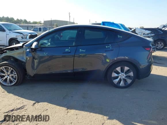 2023 Tesla Model Y Long Range с VIN 7SAYGAEE9PF969545, выставлен на аукционе IAAI как лот 43410429 с пробегом 15 885 миль миль и . История ставок и продаж доступна на DreamBid. Изображение 14.