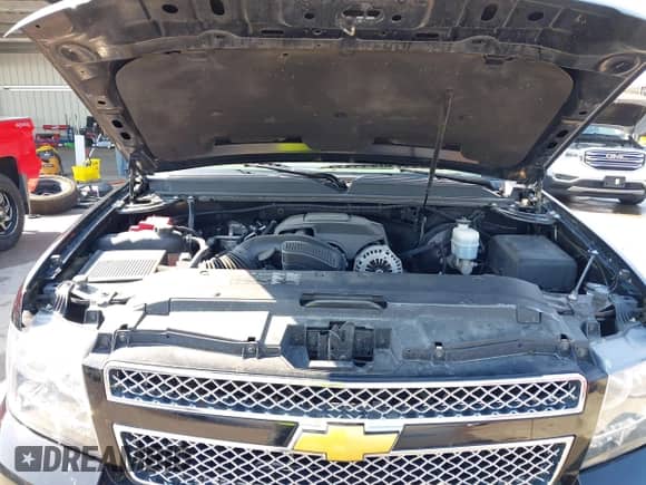 2013 Chevrolet Suburban LTZ с VIN 1GNSKKE73DR259207, выставлен на аукционе IAAI как лот 42938763 с пробегом 91 393 миль миль и . История ставок и продаж доступна на DreamBid. Изображение 10.