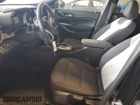 2025 Chevrolet Trax 1RS with VIN KL77LGEP5SC069107, listed as a Copart auction lot 80142965 with 20,127 mi miles and Salvage title. Bid and sale history available at DreamBid. Image 7.