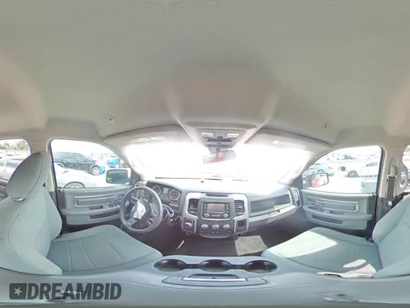 2019 Ram 1500 SLT z VIN 1C6RR6TT9KS584578, wystawiony jako Copart lot #71105885 z przebiegiem Nie podano mil oraz Nie do naprawy • Non repairable. Historia ofert i sprzedaży dostępna na DreamBid. Obrazek 14.