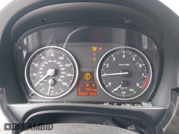 2007 BMW 3 Series 328i z VIN WBAWB33517PV72190, wystawiony jako IAAI lot #42896035 z przebiegiem 212 613 mil mil oraz . Historia ofert i sprzedaży dostępna na DreamBid. Obrazek 7.