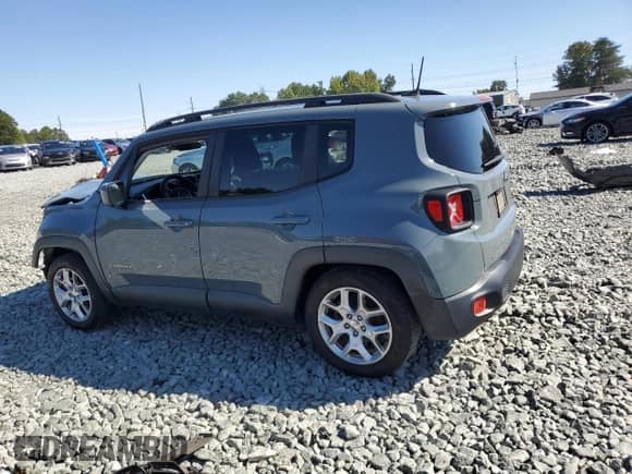 2018 Jeep Renegade Latitude with VIN ZACCJABB9JPJ07071, listed as a Copart auction lot 71979965 with 142,641 mi miles and Salvage title. Bid and sale history available at DreamBid. Image 2.
