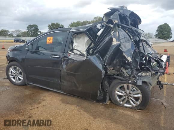 2024 Toyota Sienna Limited z VIN 5TDZRKEC0RS182904, wystawiony jako Copart lot #79111024 z przebiegiem Nie podano mil oraz Nie do naprawy • Non repairable. Historia ofert i sprzedaży dostępna na DreamBid. Obrazek 2.