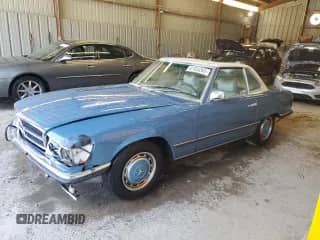1972 Mercedes-Benz SL z VIN 10704412004581, wystawiony jako Copart lot #67455265 z przebiegiem 153 285 mil mil oraz Szkoda całkowita • Salvage title. Historia ofert i sprzedaży dostępna na DreamBid. Obrazek 1.