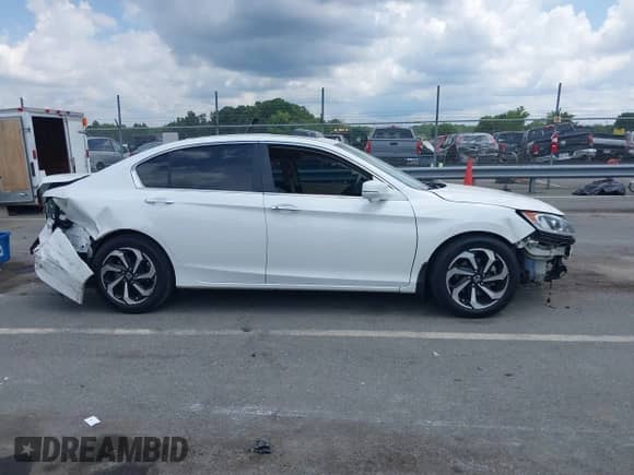 2017 Honda Accord EX-L with VIN 1HGCR2F83HA038843, listed as a IAAI auction lot 42743373 with 280,774 mi miles and . Bid and sale history available at DreamBid. Image 12.