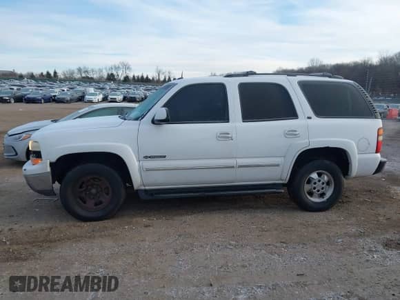 2003 Chevrolet Tahoe Z71 с VIN 1GNEK13Z93R102582, выставлен на аукционе IAAI как лот 41269919 с пробегом 178 777 миль миль и . История ставок и продаж доступна на DreamBid. Изображение 14.