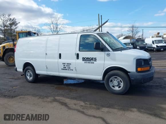 2016 Chevrolet Express Cargo with VIN 1GCWGBFF6G1154276, listed as a IAAI auction lot 41523966 with 70,558 mi miles and . Bid and sale history available at DreamBid. Image 13.