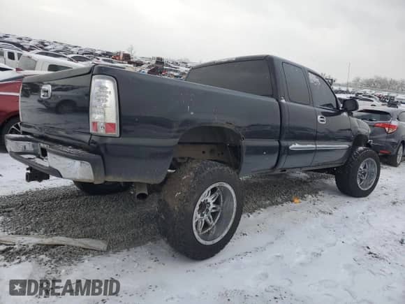 2003 GMC Sierra 1500 SLE with VIN 2GTEK19V231155548, listed as a Copart auction lot 87662505 with Not provided miles and Salvage title. Bid and sale history available at DreamBid. Image 3.