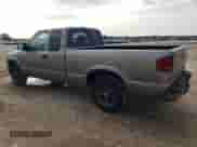 2000 Chevrolet S-10 LS с VIN 1GCCS1959Y8272930, выставлен на аукционе Copart как лот 45386215 с пробегом 242 801 миль миль и Списание • Salvage title. История ставок и продаж доступна на DreamBid. Изображение 2.