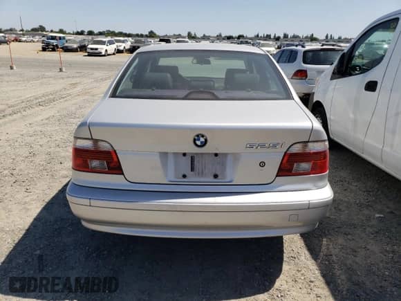 2002 BMW 5 Series 525i с VIN WBADT43422GZ98092, выставлен на аукционе Copart как лот 60301855 с пробегом Не указан миль и Чистый • Clean title. История ставок и продаж доступна на DreamBid. Изображение 6.