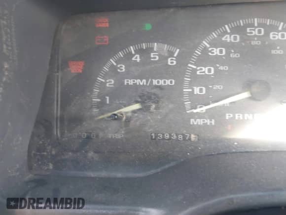 1998 Chevrolet Silverado 2500 z VIN 1GCGC29R9WE223331, wystawiony jako IAAI lot #41012711 z przebiegiem 139 387 mil mil oraz . Historia ofert i sprzedaży dostępna na DreamBid. Obrazek 7.