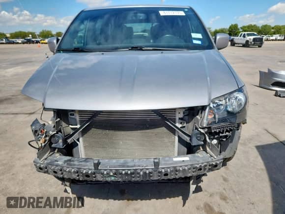 2017 Dodge Grand Caravan SE z VIN 2C4RDGBG0HR550184, wystawiony jako Copart lot #81712195 z przebiegiem 89 256 mil mil oraz Szkoda całkowita • Salvage title. Historia ofert i sprzedaży dostępna na DreamBid. Obrazek 5.