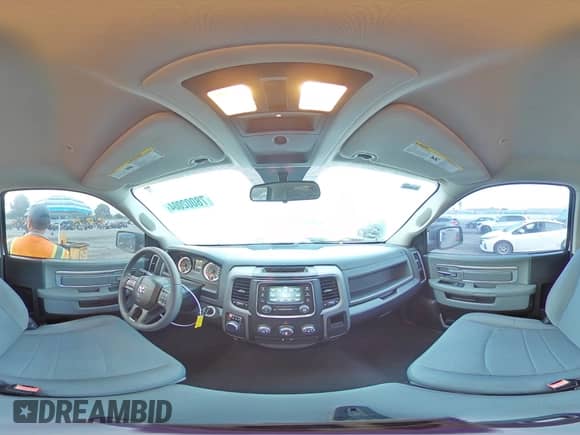 2017 Ram 1500 Express z VIN 3C6JR6AG1HG788844, wystawiony jako Copart lot #78002004 z przebiegiem 105 968 mil mil oraz Szkoda całkowita • Salvage title. Historia ofert i sprzedaży dostępna na DreamBid. Obrazek 13.