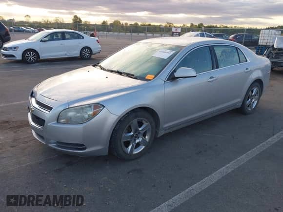 2010 Chevrolet Malibu 1LT с VIN 1G1ZC5EB2AF232810, выставлен на аукционе IAAI как лот 43406952 с пробегом 170 751 миль миль и . История ставок и продаж доступна на DreamBid. Изображение 17.