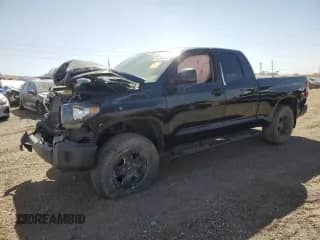 2016 Toyota Tundra SR с VIN 5TFRM5F15GX102775, выставлен на аукционе Copart как лот 44581145 с пробегом Не указан миль и Списание • Salvage title. История ставок и продаж доступна на DreamBid. Изображение 1.