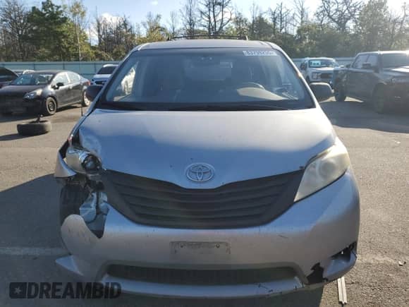 2012 Toyota Sienna with VIN 5TDZK3DC3CS210035, listed as a Copart auction lot 83798255 with 319,065 mi miles and Salvage title. Bid and sale history available at DreamBid. Image 5.