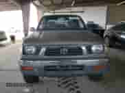 1996 Toyota Tacoma z VIN 4TAWN72N1TZ192117, wystawiony jako Copart lot #80949265 z przebiegiem 236 046 mil mil oraz Czysty tytuł • Clean title. Historia ofert i sprzedaży dostępna na DreamBid. Obrazek 5.