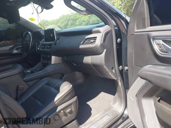 2022 Chevrolet Suburban RST с VIN 1GNSKEKD0NR343143, выставлен на аукционе IAAI как лот 42765501 с пробегом 55 236 миль миль и . История ставок и продаж доступна на DreamBid. Изображение 5.