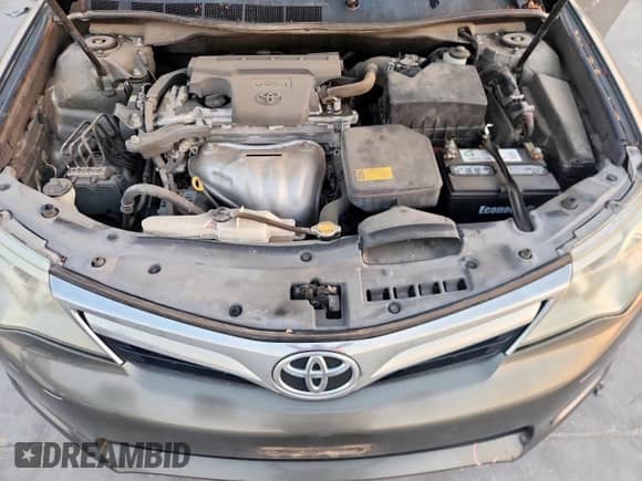 2014 Toyota Camry XLE z VIN 4T4BF1FK1ER378948, wystawiony jako Copart lot #85004115 z przebiegiem 151 585 mil mil oraz Szkoda całkowita • Salvage title. Historia ofert i sprzedaży dostępna na DreamBid. Obrazek 11.