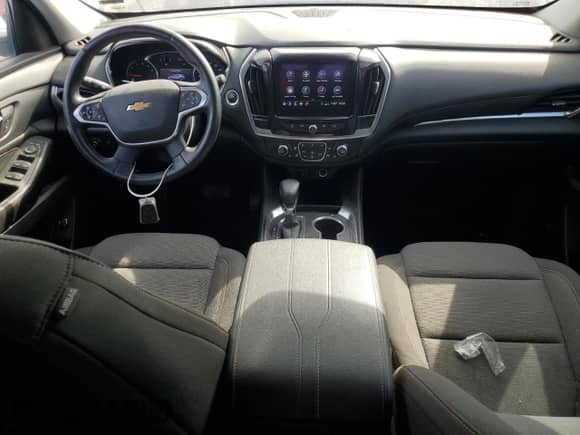 2021 Chevrolet Traverse LT Cloth with VIN 1GNEVGKW5MJ257146, listed as a Copart auction lot 60530574 with 73,760 mi miles and Salvage title. Bid and sale history available at DreamBid. Image 8.