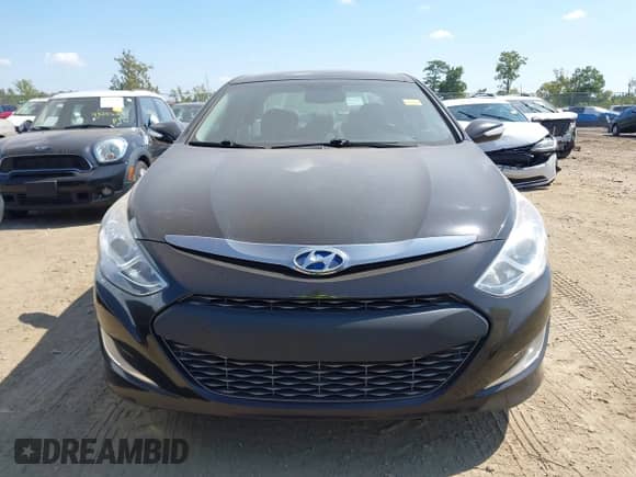 2015 Hyundai Sonata с VIN KMHEC4A4XFA127178, выставлен на аукционе IAAI как лот 43174373 с пробегом 166 539 миль миль и . История ставок и продаж доступна на DreamBid. Изображение 12.