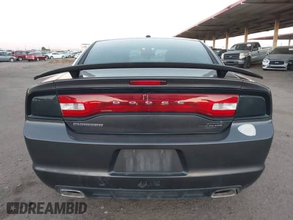 2014 Dodge Charger SE z VIN 2C3CDXBG9EH147106, wystawiony jako IAAI lot #43334041 z przebiegiem 132 593 mil mil oraz . Historia ofert i sprzedaży dostępna na DreamBid. Obrazek 16.