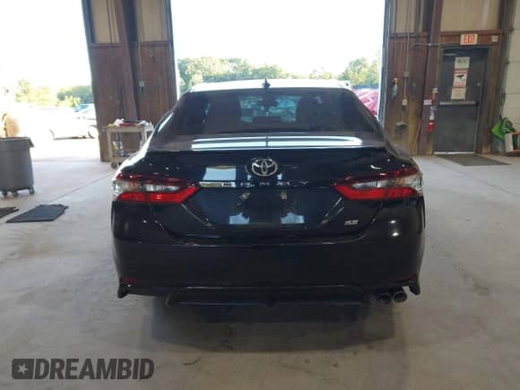 2021 Toyota Camry SE z VIN 4T1G11AKXMU471598, wystawiony jako IAAI lot #43060273 z przebiegiem 87 450 mil mil oraz . Historia ofert i sprzedaży dostępna na DreamBid. Obrazek 16.