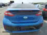 2018 Hyundai Ioniq SEL z VIN KMHC75LC6JU068191, wystawiony jako Copart lot #54399944 z przebiegiem 142 780 mil mil oraz . Historia ofert i sprzedaży dostępna na DreamBid. Obrazek 6.