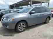 2015 Nissan Pathfinder SV с VIN 5N1AR2MN0FC637467, выставлен на аукционе Copart как лот 52480055 с пробегом 97 610 миль миль и Чистый • Clean title. История ставок и продаж доступна на DreamBid. Изображение 1.