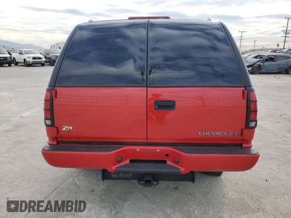 2000 Chevrolet Tahoe Z71 с VIN 1GNEK13R6YR215140, выставлен на аукционе Copart как лот 84868964 с пробегом 172 958 миль миль и Списание • Salvage title. История ставок и продаж доступна на DreamBid. Изображение 6.